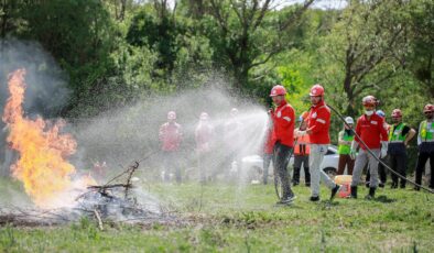 AYDEM YENİLENEBİLİR ENERJİ, AKUT İŞ BİRLİĞİNDE YANGINLA MÜCADELE EĞİTİMLERİ VERDİ