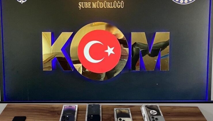 TELEFON KAÇAKÇISI UYGULAMA NOKTASINDA YAKALANDI